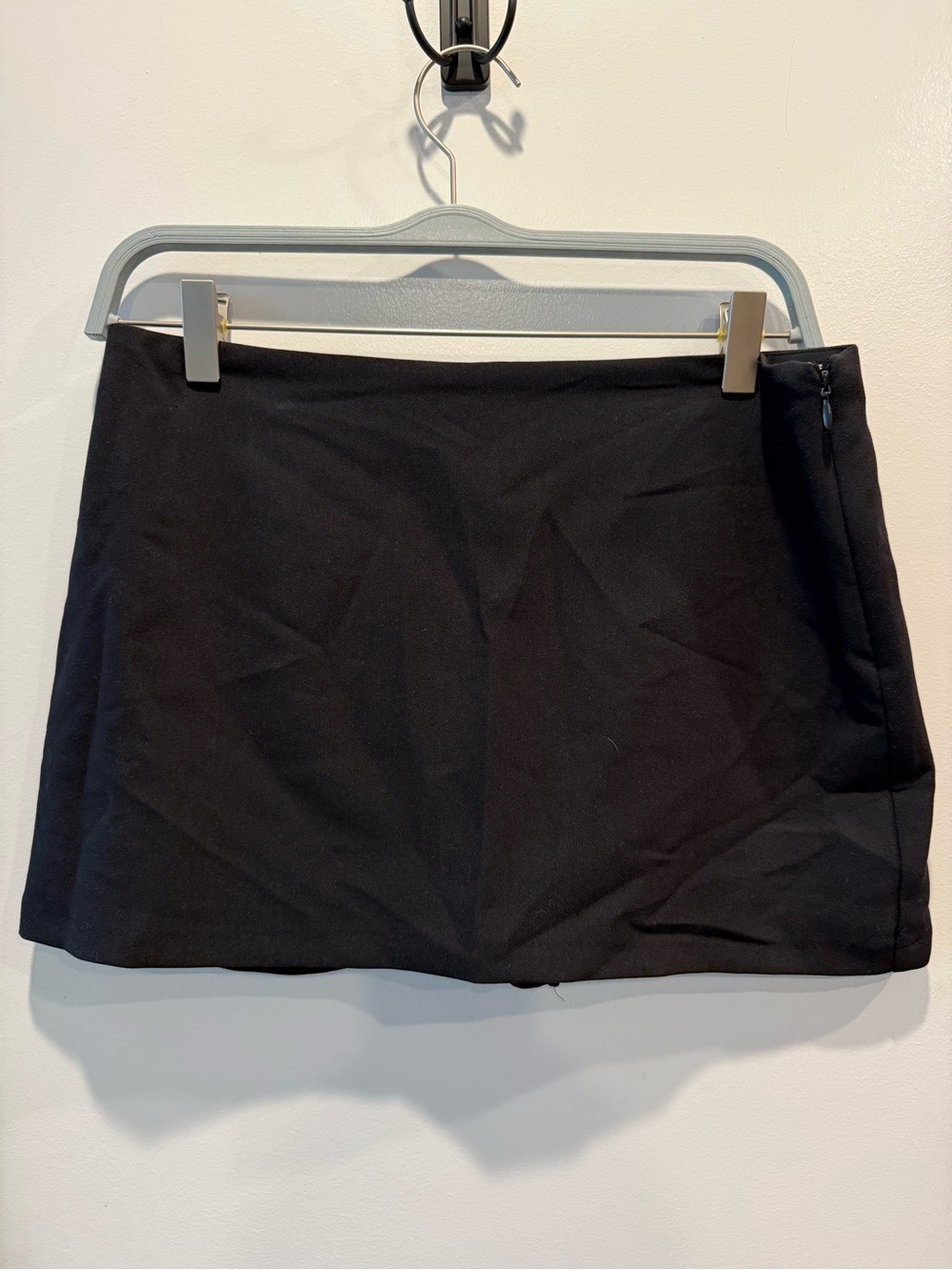 Abercrombie black mini skirt